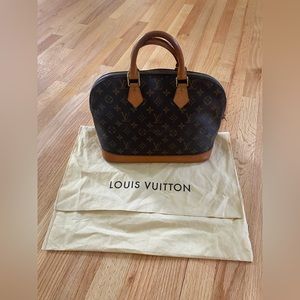 GUC 💎✨Authentic ✨💎 Louis Vuitton Alma PM Bag